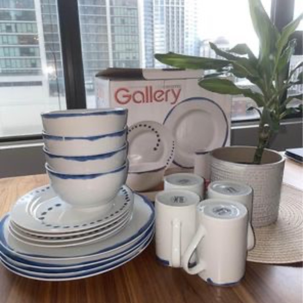 Dish Set (16-piece) - Picture 2 of 4